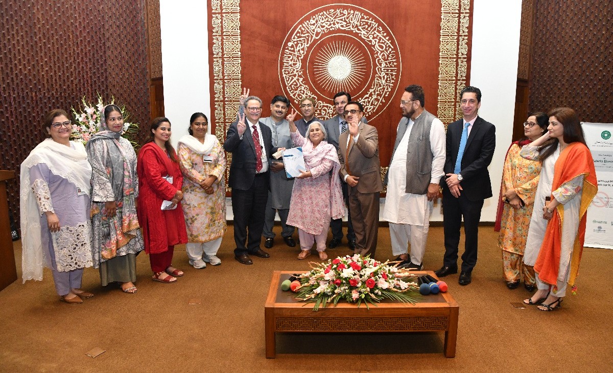 آغا خان یونیورسٹی، شراکت داروں کا ٹھٹھہ میں تاریخی ملیریا خاتمہ منصوبہ کا آغاز